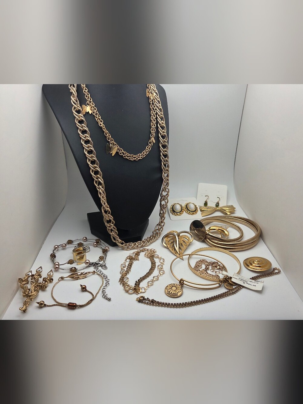 VINTAGE GOLD JEWELRY LOT 16 PC Alex & Ani Lia Sophia Butterfly Dolphin Brooches